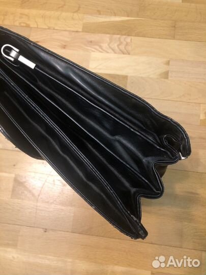 Мужской портфель