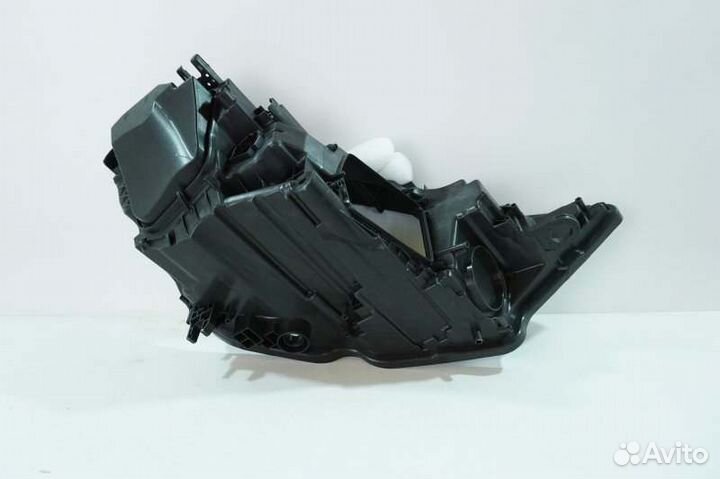 Корпус фары левый Audi A6 C8 2018