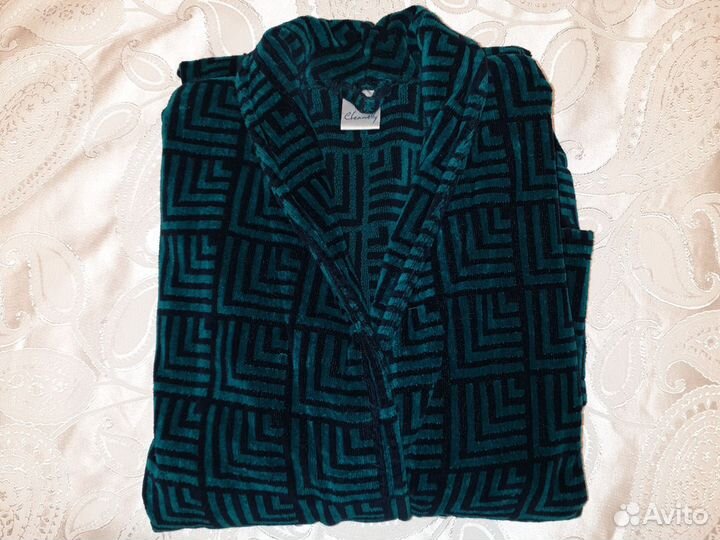 Мужской махровый халат без капюшона