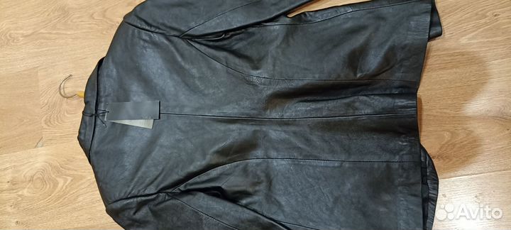 Кожаный пиджак женский