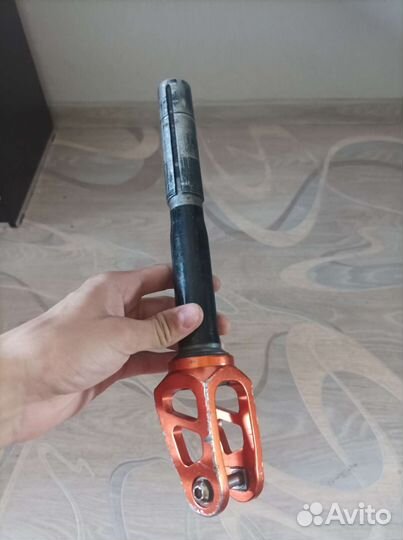 Запчасти от трюкового самоката