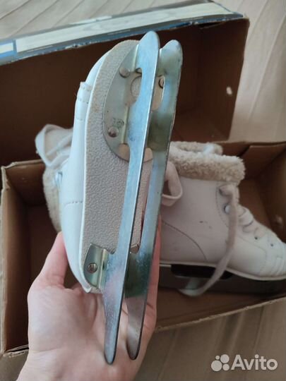 Коньки фигурные детские 28 р-р