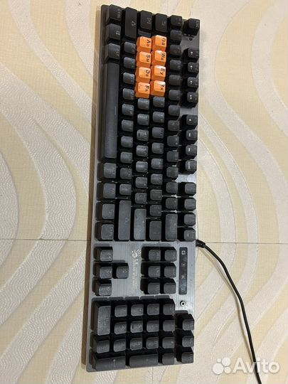 Механическая клавиатура bloody760