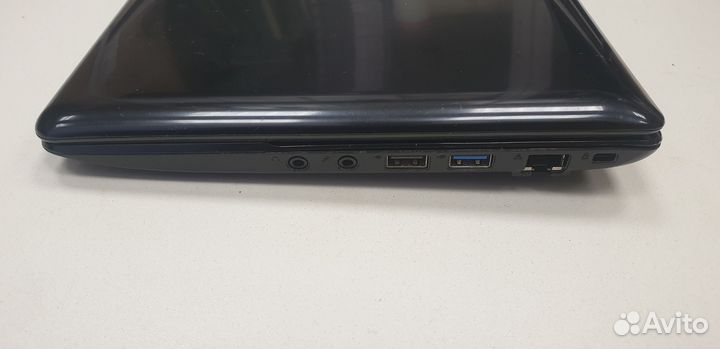 Asus Eee PC 1215N Seashell series