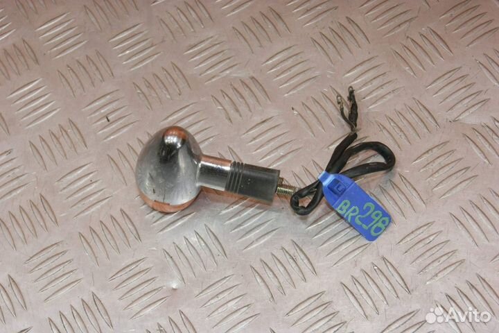 Поворотник задний правый Suzuki GSF 400 Bandit