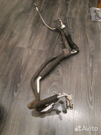 Трубки кондиционера на RAV4 1998г.в