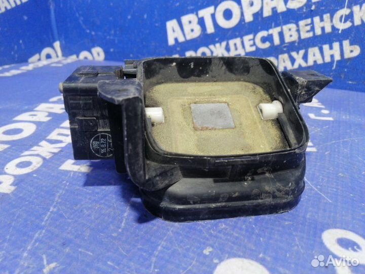 Моторчик заслонок отопителя Audi A8 седан ABZ 1996