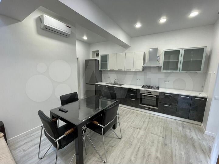 2-к. квартира, 42 м², 1/2 эт.