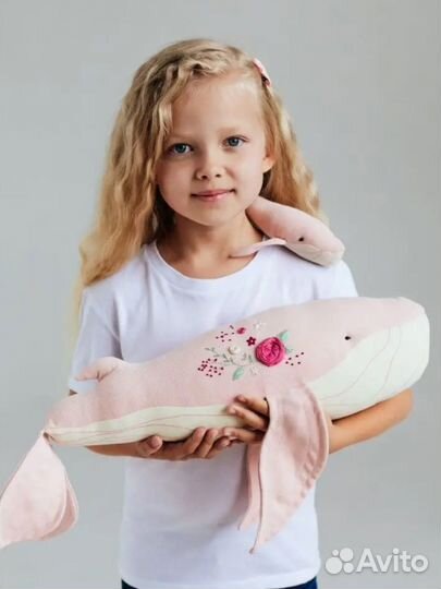 Игрушки ручной работы кит