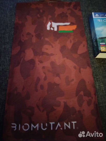 Коробка и бафф(шарф) от biomutant