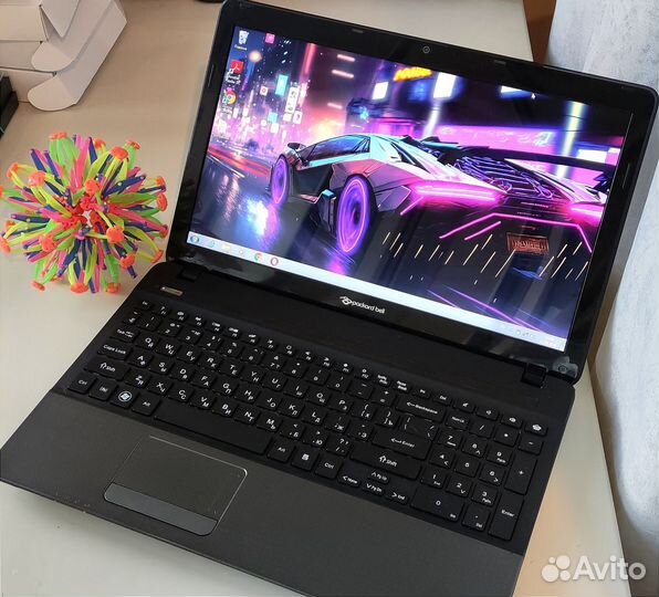 Ноутбук Acer i7/2 видеокарты/ssd