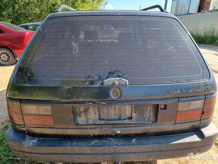 Крышка дверь багажника Vw Passat B3 универсал в3