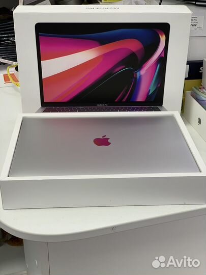 Apple MacBook Pro 13 M2 8/256 GB