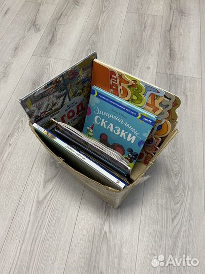 Детские книги коробкой, стихи, колыбельные