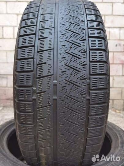 Triangle Snowlink TWT02 235/45 R18 98V