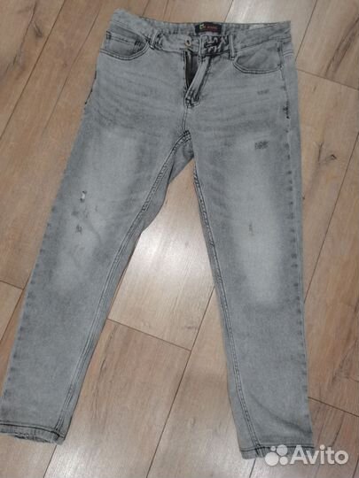 Джинсы мужские
