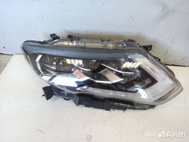Фара правая в сборе nissan X-trail Т32 ресталлинг
