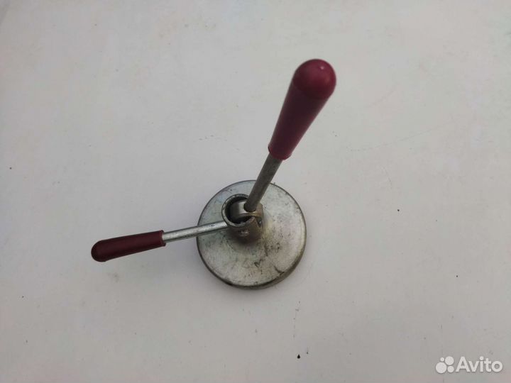 Закаточная машинка