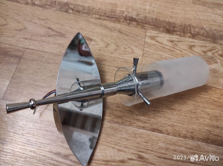 Светильник настенный