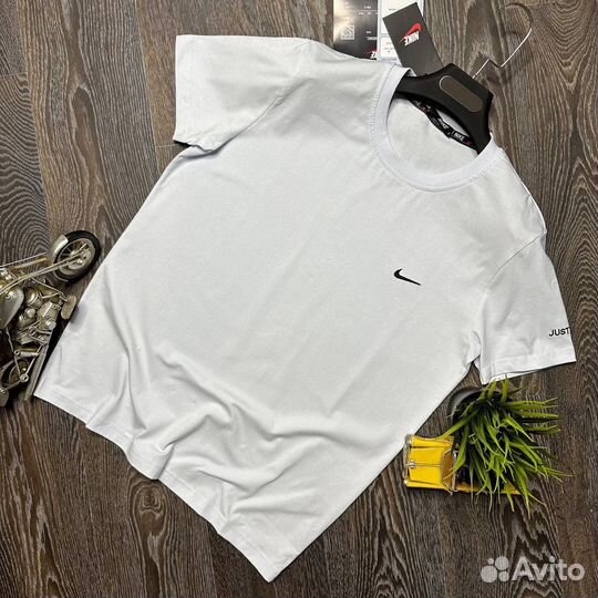 Футболка Nike