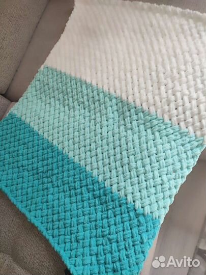 Плед детский вязаный ручная работа