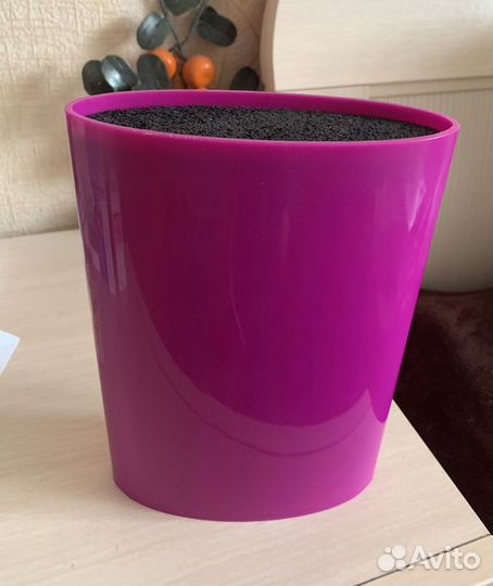 Подставка для ножей кухонная