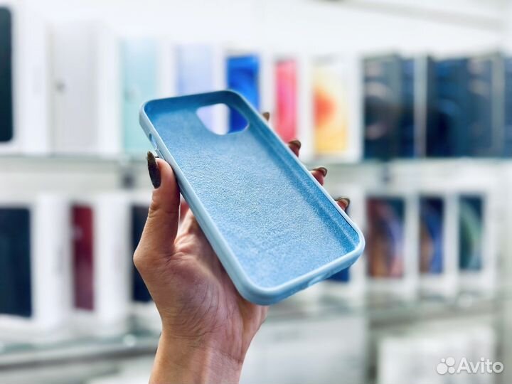 Чехол на iPhone 14 Pro, голубой