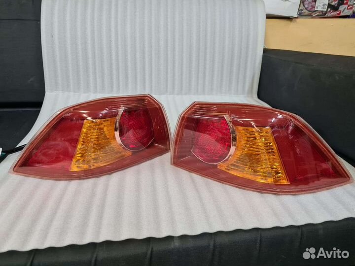 Фонарь в крыло Lancer X