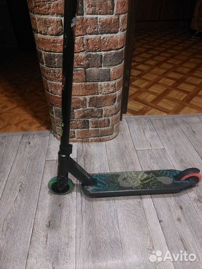 Трюковый самокат Duker 101