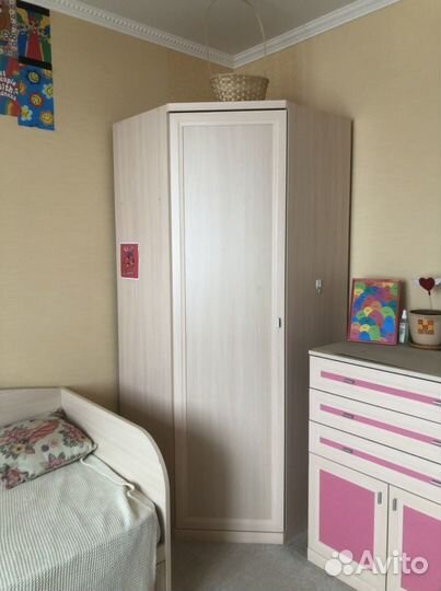 Комплект детской мебели для девочки