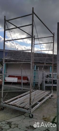 Стойка телескопическая в аренду вышка тура