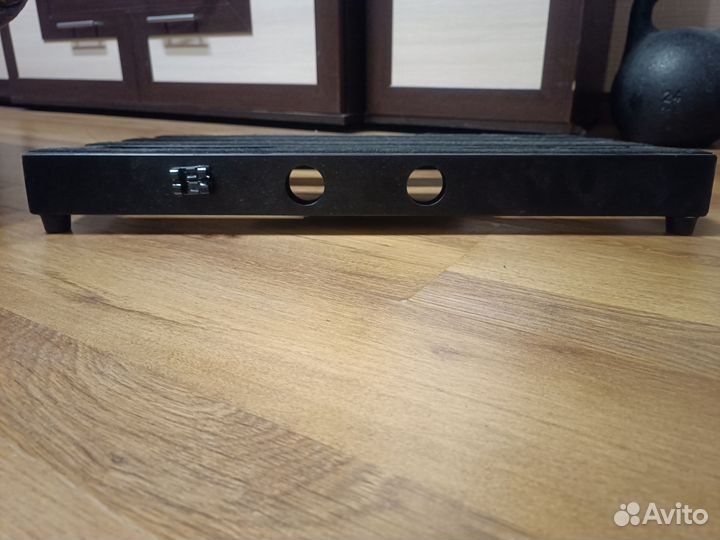 Педалборд для гитарных педалей 65х32 см