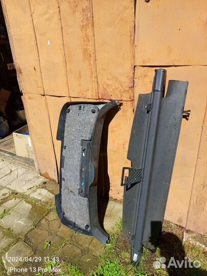 Задняя обшивка двери Opel Astra