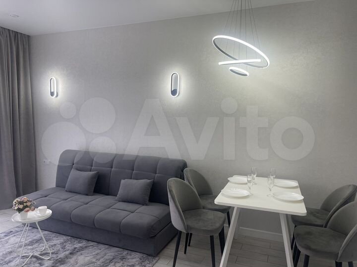 2-к. квартира, 45 м², 4/19 эт.