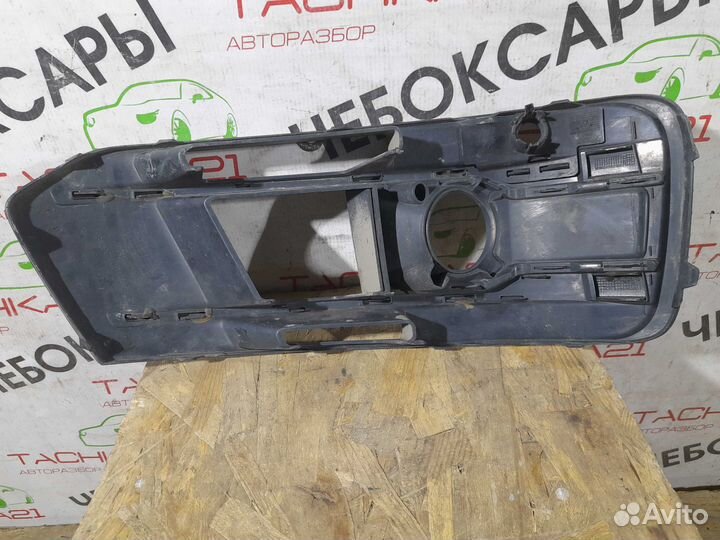 Накладка птф левая Audi Q7 2 (2015-2019)