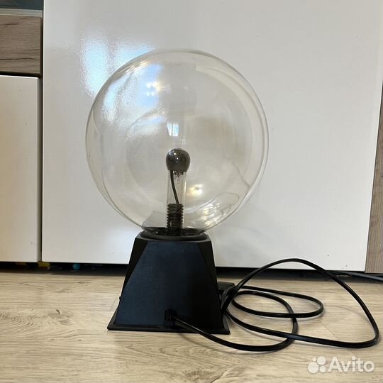 Электрический плазменный шар Тесла