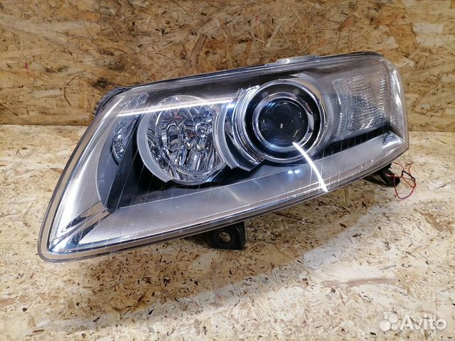 Фара ксенон левая Audi A6 C6 дорестайлинг дефект