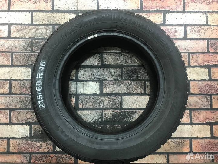 Gislaved NordFrost 100 215/60 R16 99T