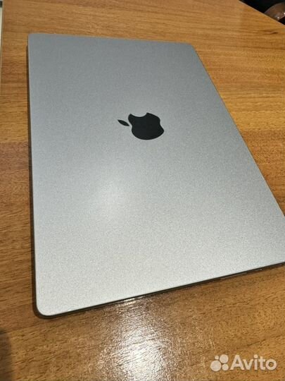 Apple MacBook pro 14 m1