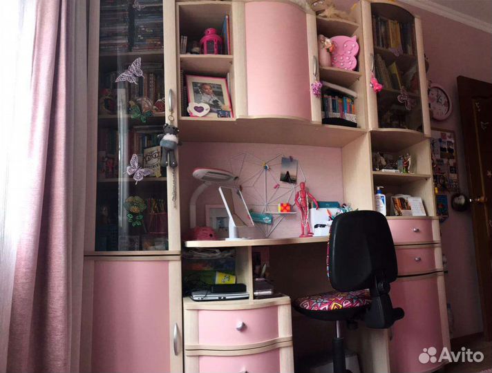 Набор мебели в детскую комнату