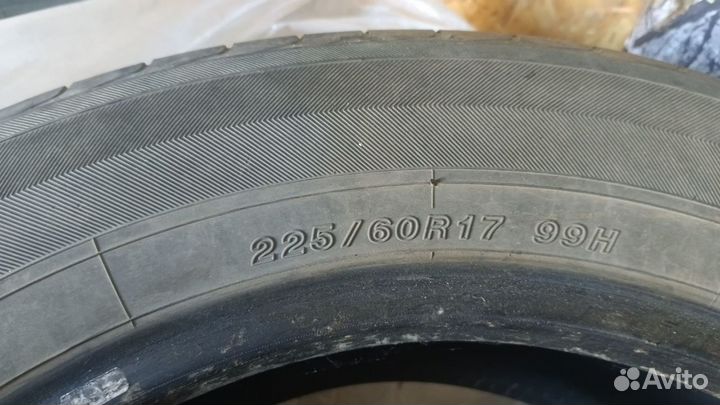 Yokohama BluEarth E51 225/60 R17