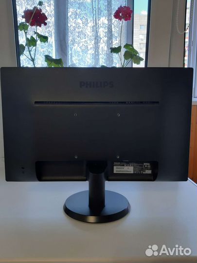 Монитор Philips