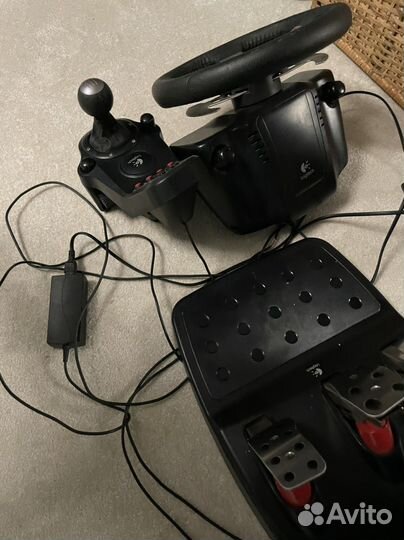 Logitech g27 Руль+педали+кпп