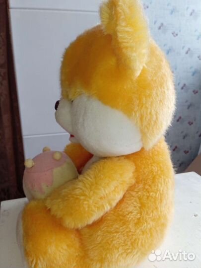 Медвежонок плюшевый