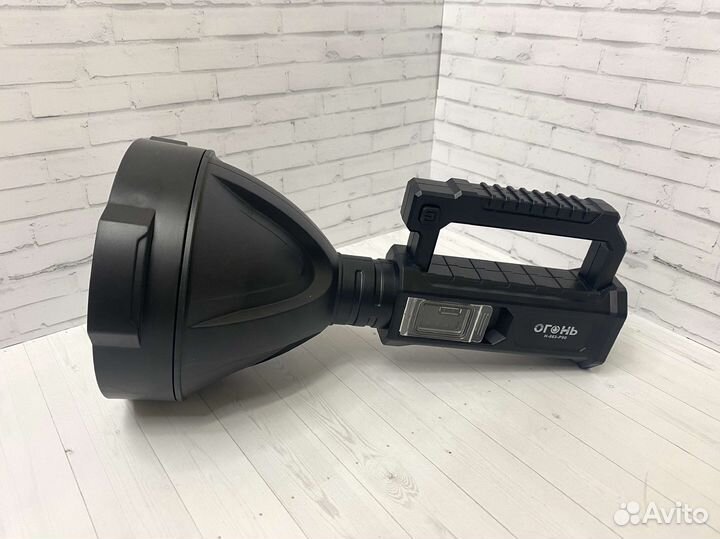 Светодиодный прожектор, дальность 1500 метров, new