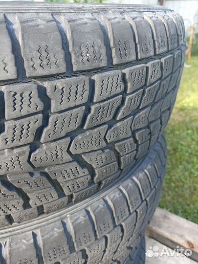 Dunlop Grandtrek SJ6 215/70 R16 99Q