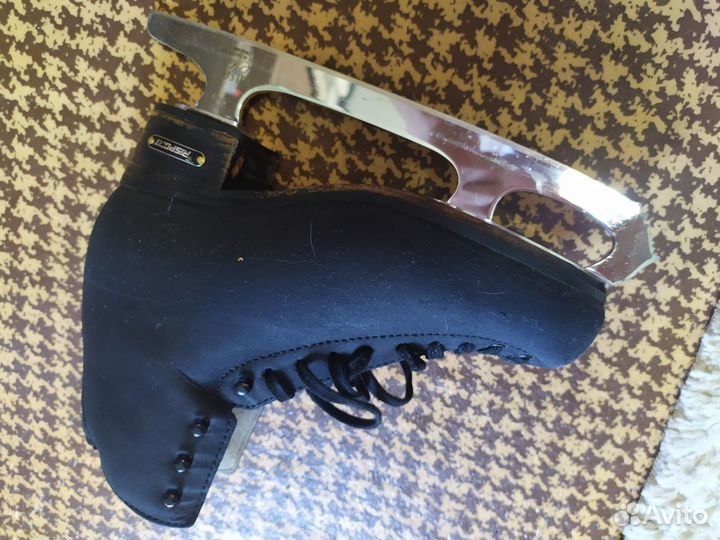 Фигурные коньки risport стелька 23,5 см