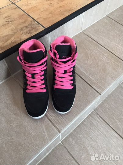 Кроссовки женские adidas 37 размер