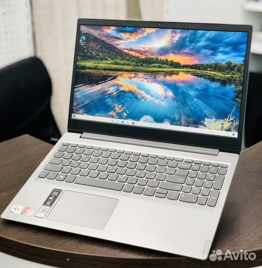 Ноутбук Lenovo 15,6/FHD/Athlon 300U/SSD/Гарантия