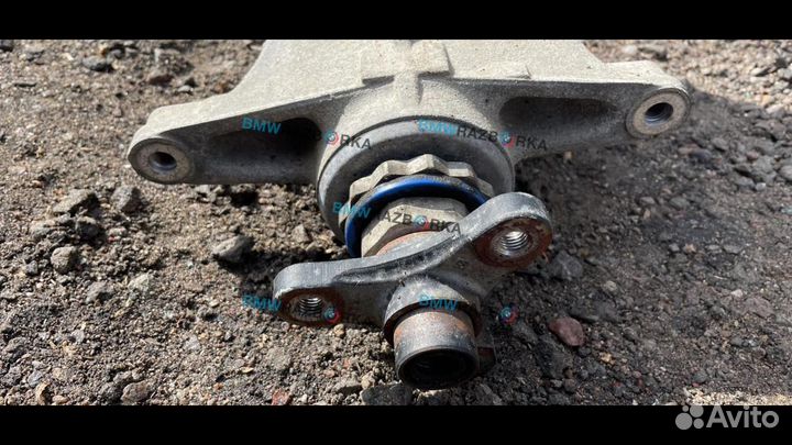 Редуктор заднего моста BMW 5 G30/G31 2017 8624221